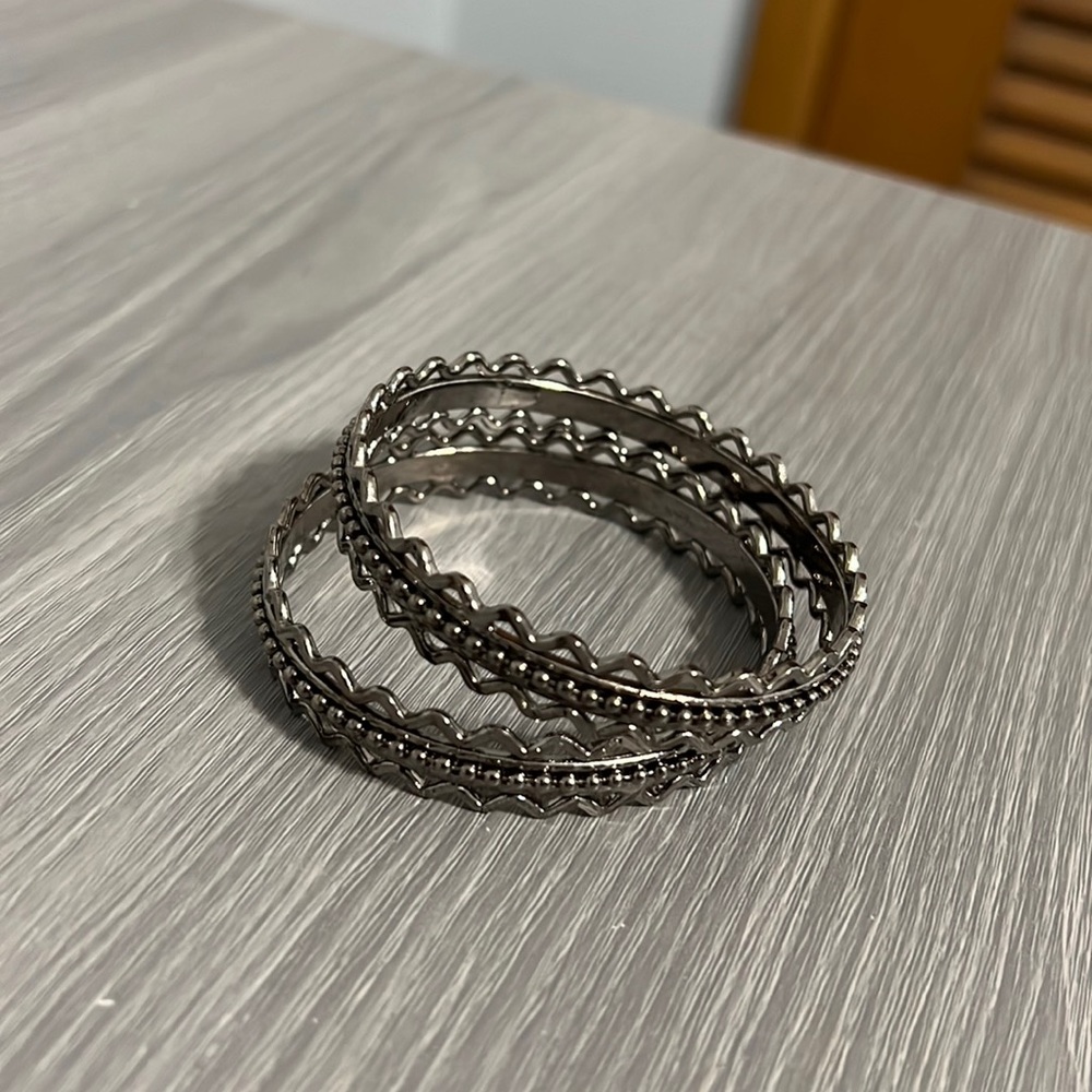 Pair of Vintage Silver Bangle Bracelets with Scalloped Design, EUC